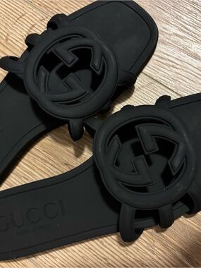 GG Black Slide Sandals size 8 never worn